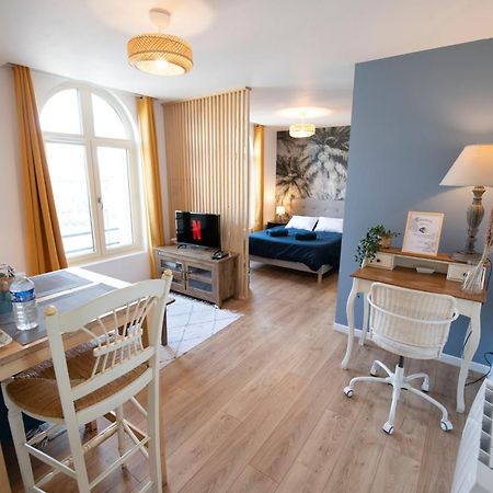 Le Cosy & Boise De Pontoise Apartment Exterior photo