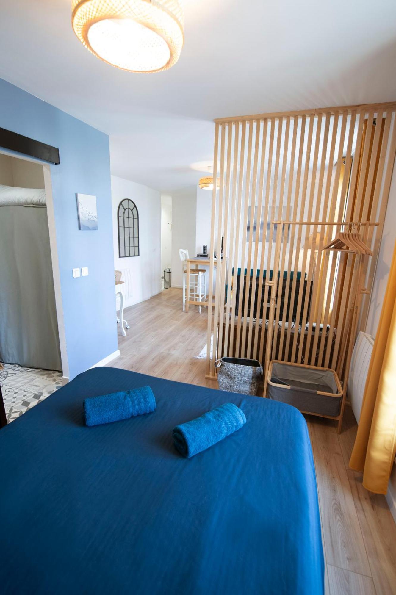 Le Cosy & Boise De Pontoise Apartment Exterior photo