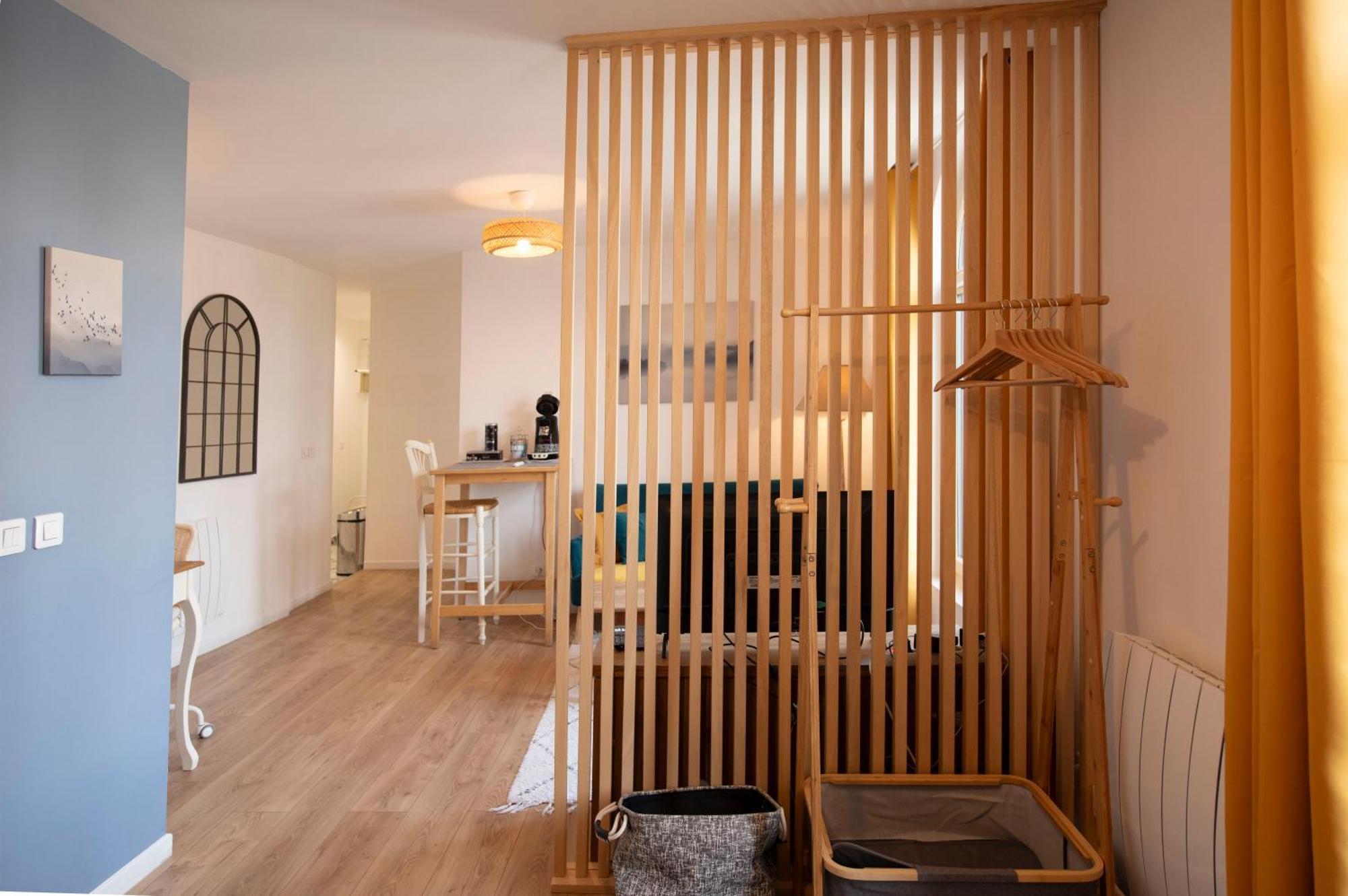 Le Cosy & Boise De Pontoise Apartment Exterior photo